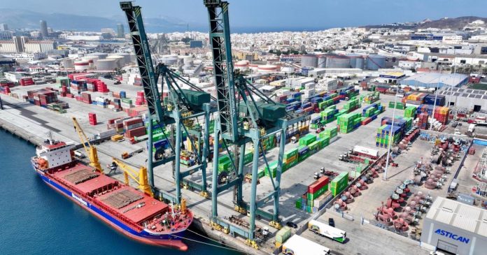 Francisco Naranjo: “Hoy Gesport gestiona el 60% de la mercancía general del puerto de Las Palmas”