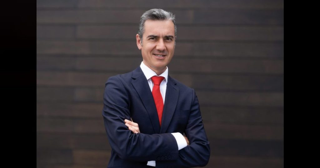 Gustavo Escobar: “El crecimiento de
Tropical Hoteles pasa por consolidar cada activo y construir una estrategia común”