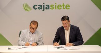 Cajasiete y Mercatenerife renuevan su convenio de colaboración para ofrecer condiciones financieras preferentes a las empresas asociadas