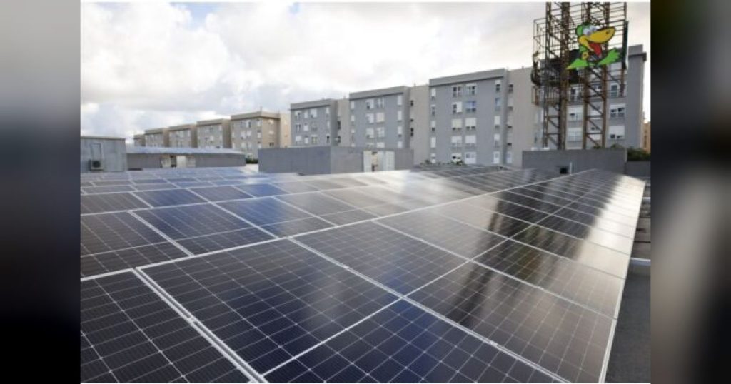 Hipedirno invierte medio millón de euros en la instalación de 4 nuevas plantas fotovoltaicas en sus tiendas