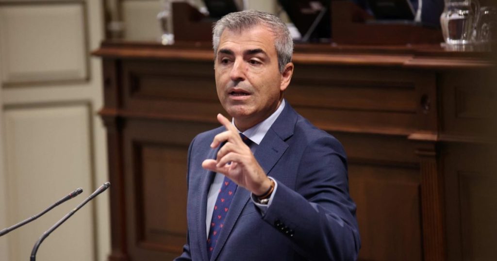 Manuel Domínguez defiende los avances económicos y de empleo de Canarias desde el inicio de legislatura