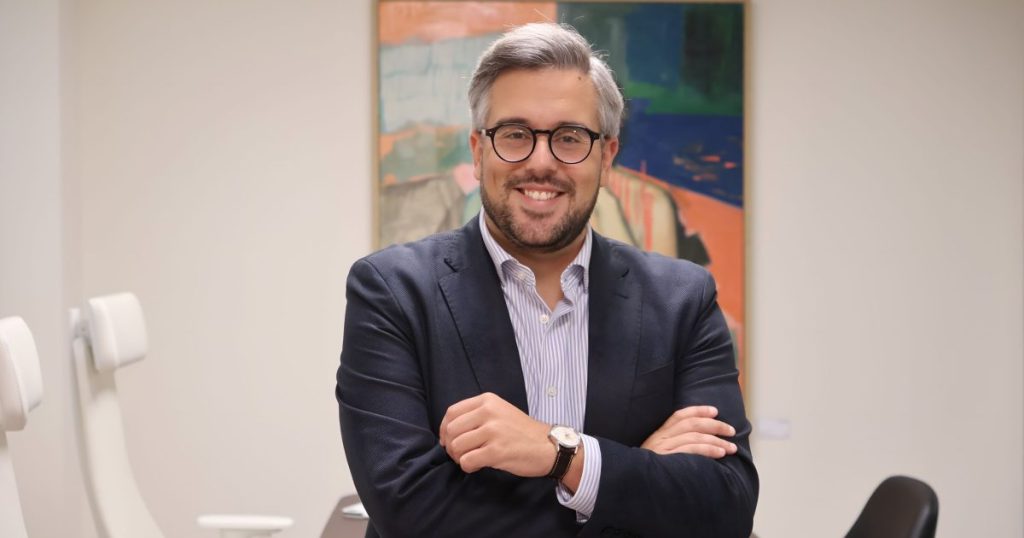 Eliezer Santana: “Una buena regulación no limita la actividad de influencia, la ordena”