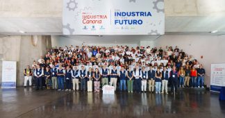 La industria canaria muestra su futuro a jóvenes de las islas
