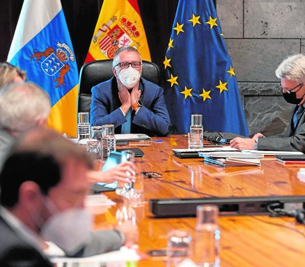 La Audiencia de Cuentas ve ineficiente el control sobre el personal autonómico