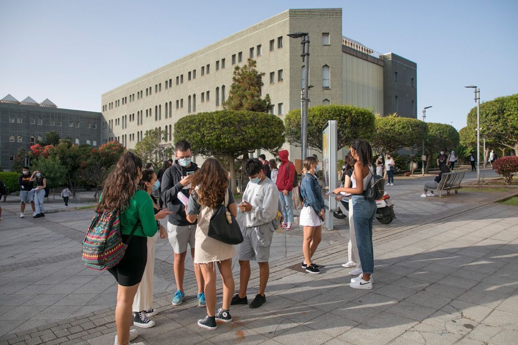 La ULL obtiene medio millón de euros del SCE para contratar a 15 jóvenes cualificados sin experiencia laboral