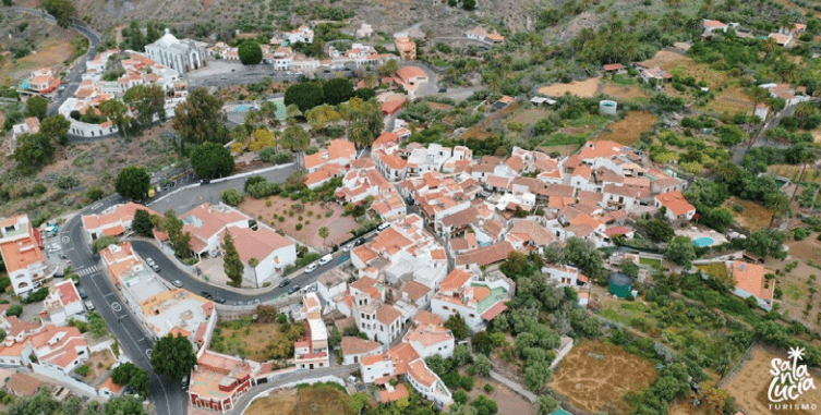 Ana María Mayor: “Tenemos unos recursos naturales que nos permiten un turismo personal”
