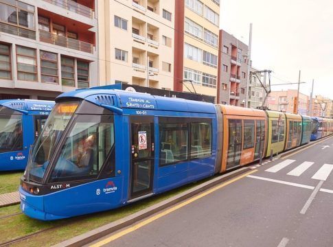La línea 1 del tranvía de Tenerife operará con coches dobles cada 10 minutos el 5 de enero