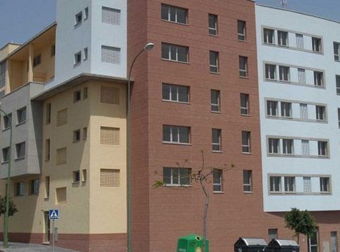 El precio de la vivienda en Canarias sube un 3,35% frente al año pasado