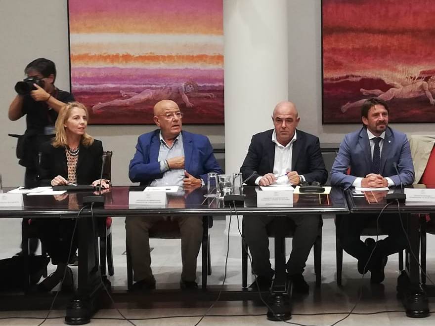 Las patronales urgen al Estado a que permita al sector turístico modificar la base imponible del IGIC de las facturas incobradas de Thomas Cook