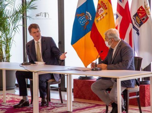 “Canarias sigue siendo el destino favorito de los británicos”