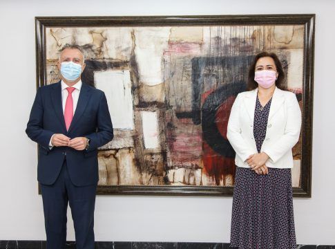 Ángel Víctor Torres recibe a la embajadora de España en Mauritania, Miriam Álvarez de la Rosa