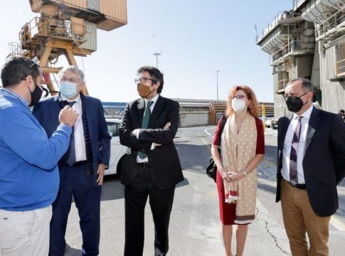 Las prácticas vinculadas a la Economía Azul atraen el interés del presidente de Puertos del Estado en su visita a la Autoridad Portuaria de Santa Cruz de Tenerife