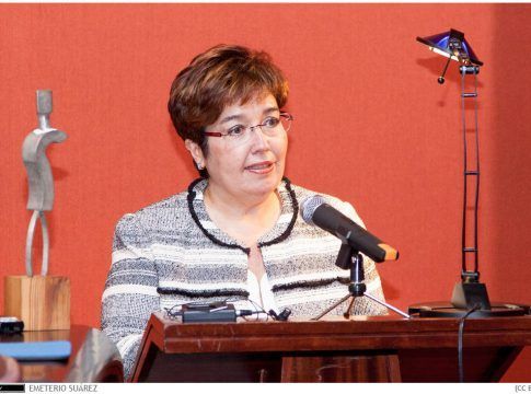 La filóloga tinerfeña Dolores Corbella Díaz entra en la Real Academia Española