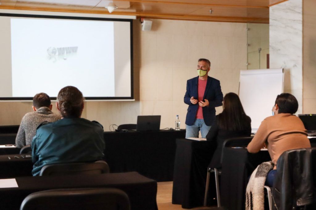 Hecansa imparte un curso para que las administraciones locales perfeccionen su promoción turística online