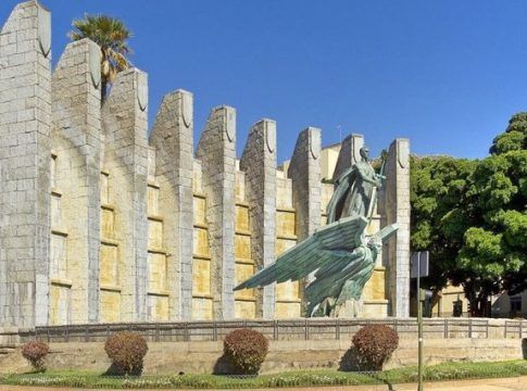 El Cabildo descarta que el monumento a Franco pueda ser declarado Bien de Interés Cultural