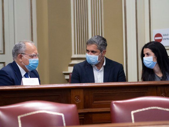 Curbelo alerta de las consecuencias económicas que la guerra en Ucrania tiene para Canarias
