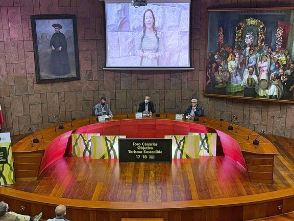 El sector turístico debate en La Gomera sobre un modelo sostenible
