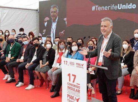 Torres reivindica las "decisiones valientes" en tiempos difíciles