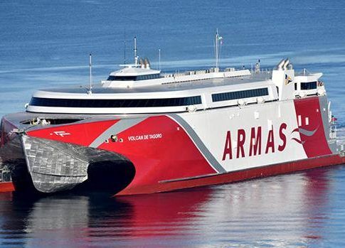 Naviera Armas Trasmediterránea ofrece prácticas a los dos mejores expedientes de Maniobra y Estiba de la ULL