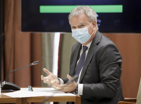 Se estudian medidas para ayudar al sector transporte durante la crisis en coordinación con el Gobierno de España