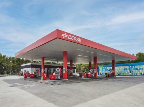 Cepsa ofrecerá un descuento universal e inmediato de 10 céntimos por litro en cada repostaje