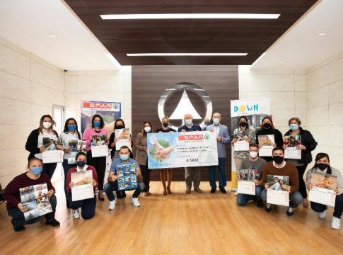 SPAR entrega 8.585 euros a la Asociación Síndrome de Down por la venta de sus calendarios solidarios