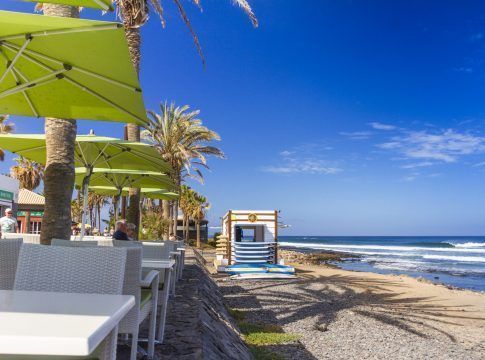 Playa Paraíso, Golf del Sur y Las Américas, los microdestinos tinerfeños con mejores indicadores turísticos en 2021 frente a 2020