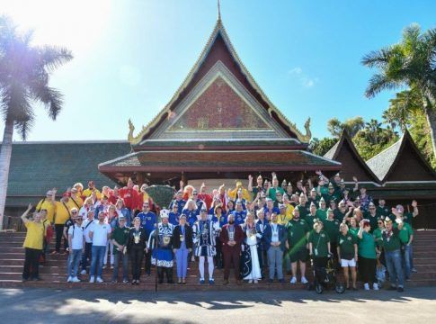 Loro Parque recibe la visita de la delegación del carnaval de Düsseldorf