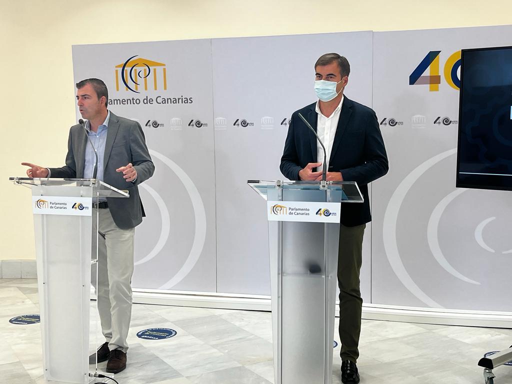 Manuel Domínguez presenta el programa económico del Partido Popular centrado en la creación de empleo y en la rebaja fiscal