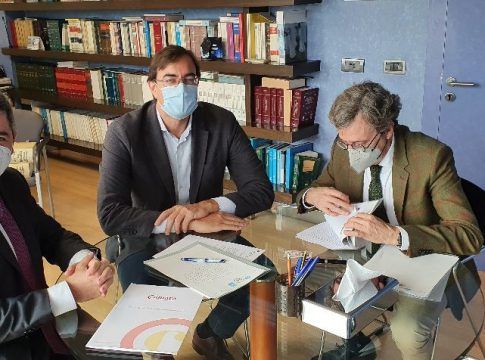 Cámara y Cabildo ayudan a 25 empresas a avanzar en su digitalización