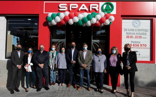 SPAR inaugura dos supermercados en Almatrique y Sardina del Sur