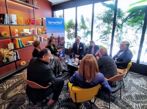 Tenerife presenta sus atractivos a operadores turísticos y agentes de viajes franceses