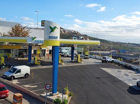 Consumo activa un plan de inspección de las gasolineras para verificar el cumplimiento del descuento de combustible