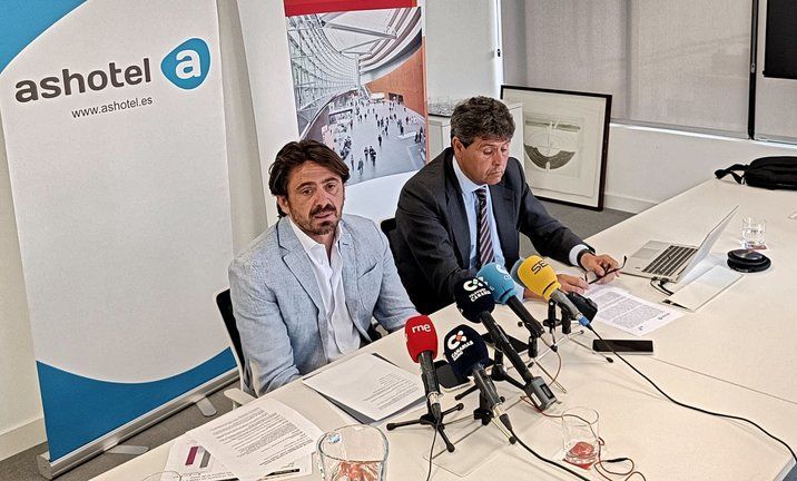 Canarias lidera la recuperación turística nacional esta primavera y entra con un optimismo contenido en sus ‘meses valle’