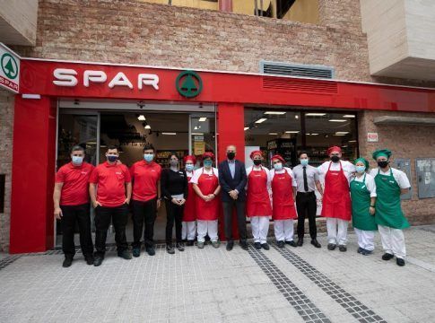 SPAR Espartero renueva su imagen y mejora sus instalaciones