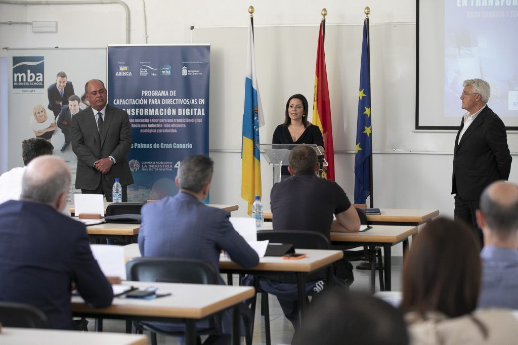 La industria canaria prepara su transformación digital con capacitación directiva y 13 millones en ayudas para 2022