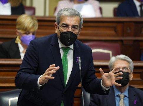 El Gobierno abonará ya los primeros 1,8 millones extra de la devolución del impuesto del combustible de marzo