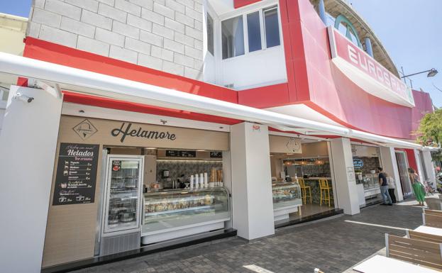 EUROSPAR San Fernando amplía sus servicios de alimentación con la cafetería Helamore y las comidas caseras