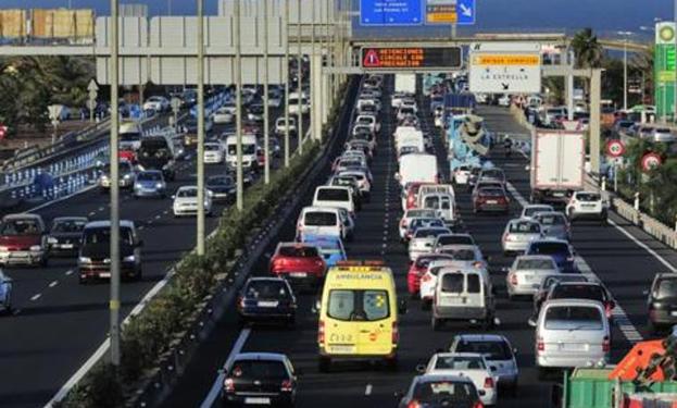 Las ventas de vehículos de ocasión bajan un 12,91% en abril en Canarias