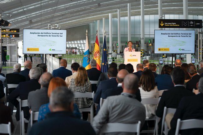 Ashotel insta a los partidos políticos a incluir en sus programas electorales la inversión del futuro aeropuerto Tenerife Sur