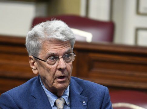 Julio Pérez afirma que la estabilización del empleo público tiene razones constitucionales y legales