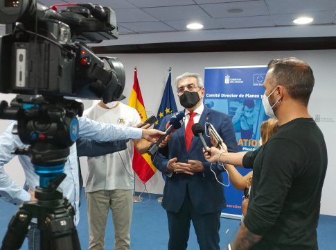 La economía canaria creció el doble que la española durante el primer trimestre del año