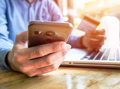 La facturación del comercio electrónico crece un 12,6% y llega a los 2.081 millones en las islas