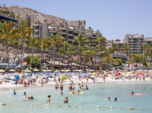 La economía canaria crecerá un 7,8% este año, el segundo mejor dato del país, según una consultora económica