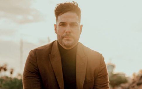 Querido Ángel Víctor, nos vemos en los premios de AJE Canarias