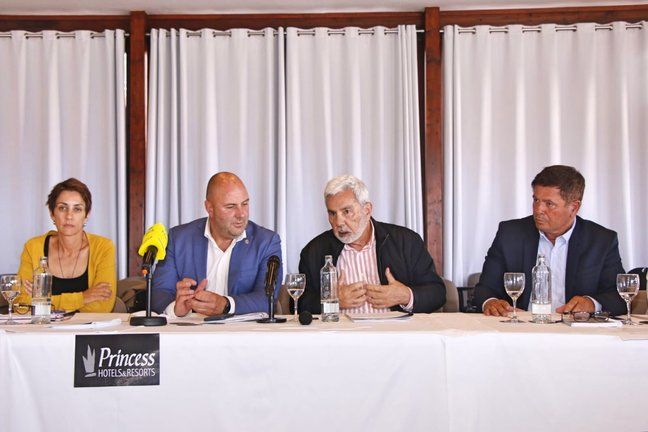 La AMTC abre canales de interlocución con los empresarios turísticos de Canarias