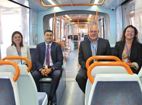 Metrotenerife recibe la visita institucional del Cabildo de Gran Canaria