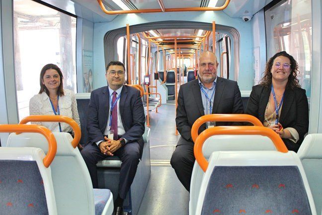 Metrotenerife recibe la visita institucional del Cabildo de Gran Canaria