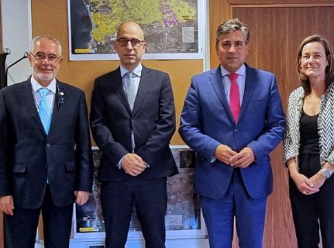 FEPECO, CNC y FLC se vuelcan en ayudar a la isla de La Palma