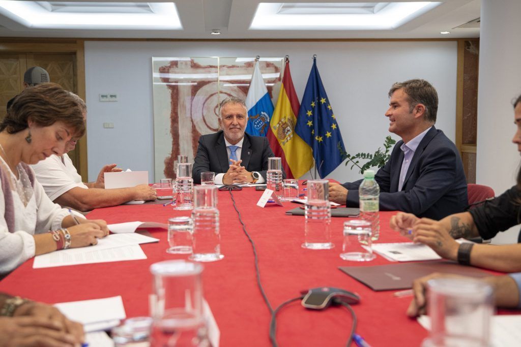 Canarias solicitará a la UE que adelante parte del POSEI adicional para ayudas al subsector ganadero